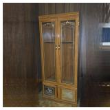 Wooden 10-Gun Cabinet with Glass Doors