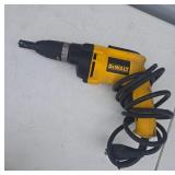 DeWalt DW257 Drywall Screwdriver