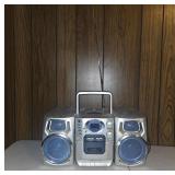 Durabrand CD-1493 Stereo System with Speakers