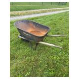 UnionTools Single-Wheel Wheelbarrow