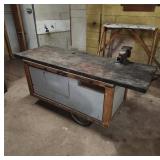 Rolling 6 ft Workbench With Vise