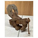 Bench Vise with Rotating Mount