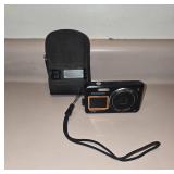 Samsung DV100 Digital Camera with Case