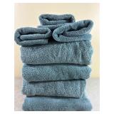 4 Towels and 3 Hand Towels by Hotel Style