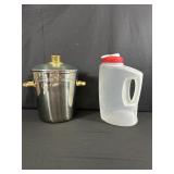Rubbermaid Pitcher and Metal Ice Bucket Set