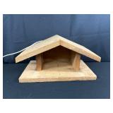 Wooden Manger ï¿½with Light