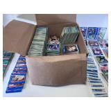 HUGE LOT!! 1000+ VINTAGE SPORTS CARDS