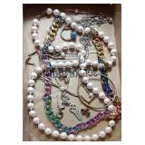ASSORTED JEWELRY