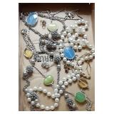 ASSORTED JEWELRY