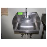Stainless Steel Sink Wall Mount, Approx. 17" x 16"
