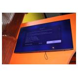 Samsung 58" 4K UHD LED Smart TV w/Wallmount