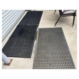 (3) Floor Mats as shown