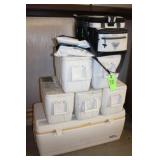 Lot 128 Can Igloo Cooler, (5) 25 Qt Igloo Coolers,