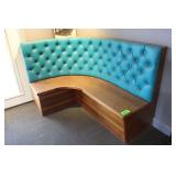 Corner Bench Seat Approx. 65-1/2' x 45-1/2' x
