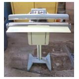 Tew Model TISF-605 24' Foot Impulse Sealer, 1300 W