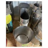 3 Tea urns