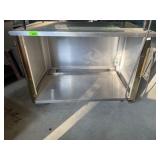 Mobile serving cart