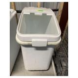 Ingredient bin