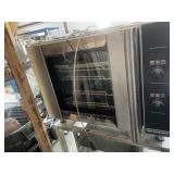 Moffat turbo fan oven with rack
