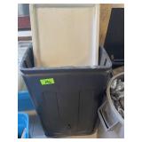 2 Insulated beverage tubs
