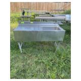 Stainless Steel Ice bin with drain board