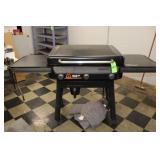Traeger Flatrock Flat Top Propane Gas Grill