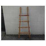 Decorative Blanket Ladder