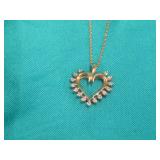 10 K Gold Chain w/ Heart w/ Clear Stones