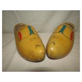 Wooden Shoes 11" L