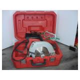 Milwaukee Tilt Lok 7 1/4' Saw with Box