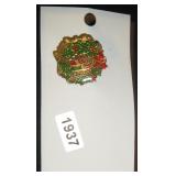 Christmas Wreath Brooch Pin