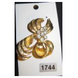 Gold-Tone Ribbon Brooch with Clear Rhinestones