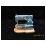 Vintage Sew-Master Child's Sewing Machine