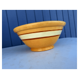 Ceramic Kitchen Bowl with Striped Design