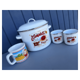 Campbell Soup Advertising Lot - Pot and Mugs