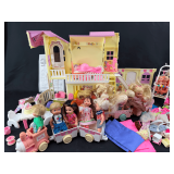 Mattel Kelly Pop-Up Play House with Dolls and Accessories