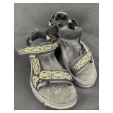 Teva Size 5
