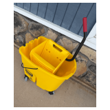 Rubbermaid Commercial WaveBrake Mop Bucket and Wringer