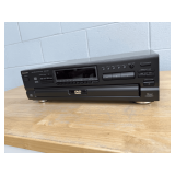 Panasonic DVD-C220 5-Disc DVD/CD Changer