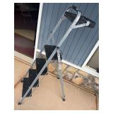 Four-Step Aluminum Ladder With Integrated Tool Tray