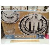 Mainstay 72 Piece Service For 8 including