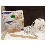 DURABRAND Electric Hand Mixer with Blades in Box