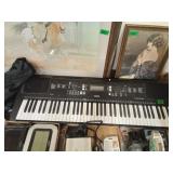 YAMAHA PSR EW300 76 Key Touch Sensitive Po