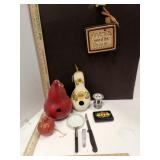 Gourd Bird Houses 2, America The Brave  Sign,