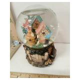 Birdhouse Globe Music Box  damaged