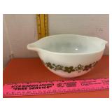 Pyrex Forever Spring Cinderella Bowl