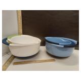 OXO Mixing Bowls with Spouts 4