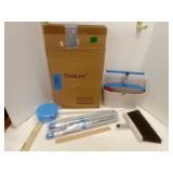 TreeLen Broom & Dustpan in box
