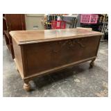 Caswell Runyan Co Cedar Chest H 23' W 45? D 19?