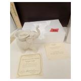 LENOX Collection The Ivory & Gold Elephant  Tea